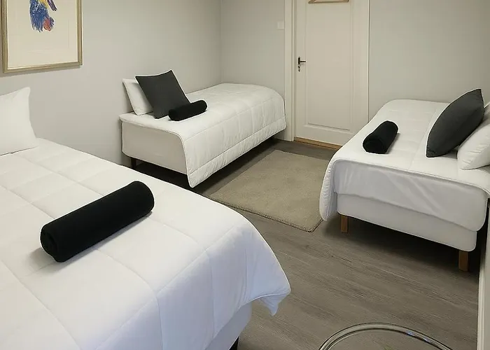 The Cozy בית אירוח *